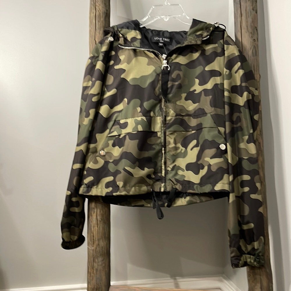 Short camo rain jacket